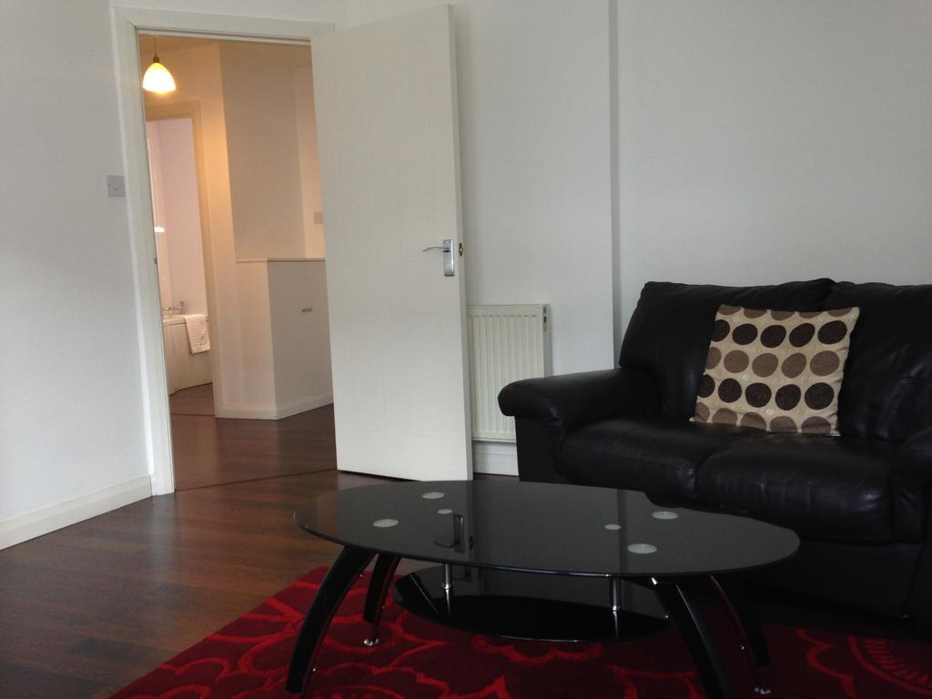 Aberdeen Serviced Apartments - Bloomfield מראה חיצוני תמונה