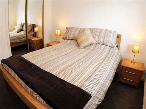 Aberdeen Serviced Apartments - Bloomfield מראה חיצוני תמונה